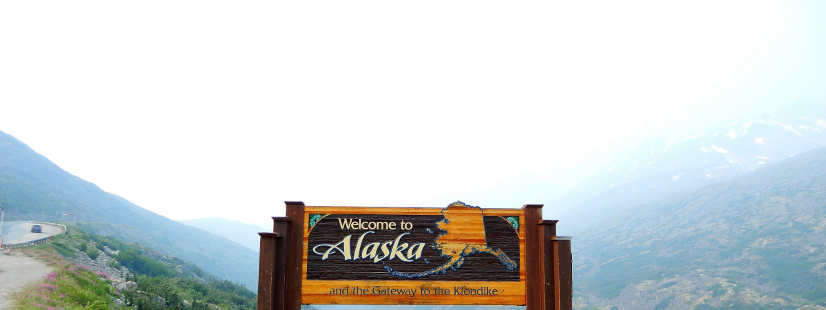Willkommen in Alaska Sign
