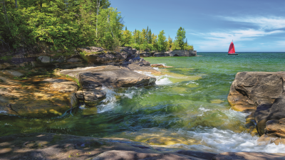 Sommer am Lake Superior  – provided by Travel Michigan