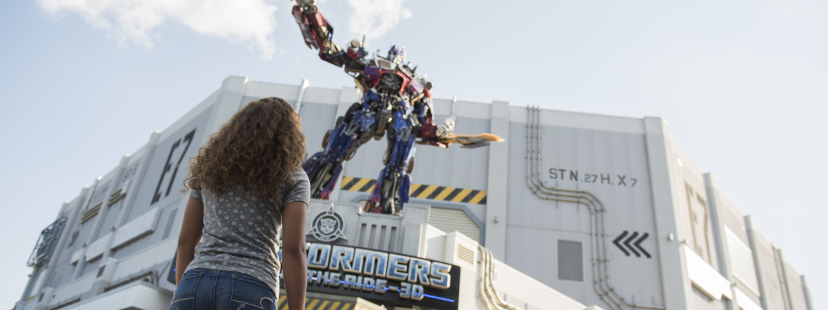 TRANSFORMERS: The Ride-3D in den Universal Orlando Resort und Universal Studios Hollywood
