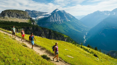 Glacier National Park Highline Trail  – provided by Noah Couser Photography