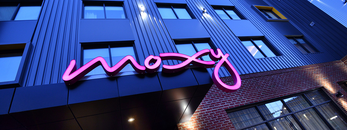 Das moderne Moxy Hotel in Chattanooga