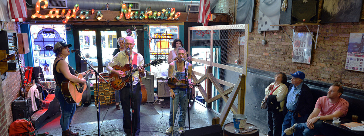 Live-Band im Honky Tonk Layla's Bluegrass Inn in Nashville