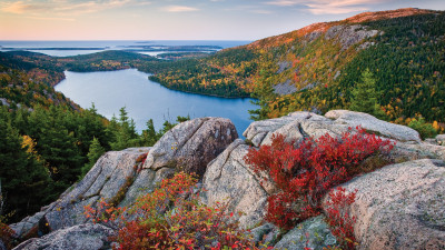 Jordan Pond im Acadia National Park  – provided by Maine Office of Tourism